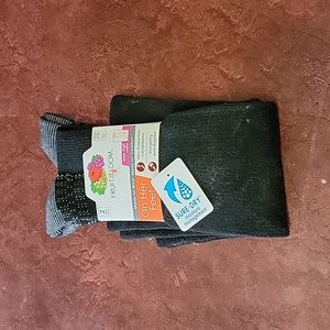 Black Knee High Socks - Fruit of the Loom